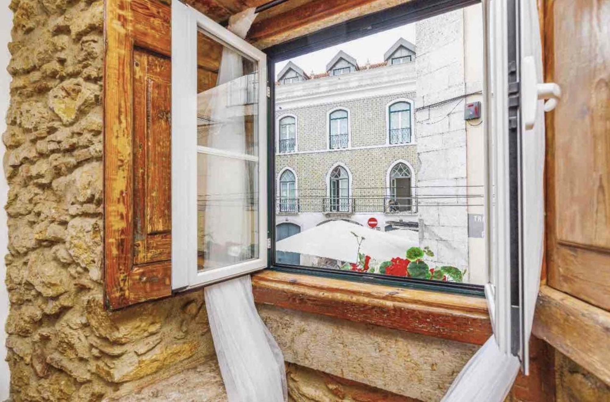 Sublime Apt Medieval Alfama Lisabona Exterior foto