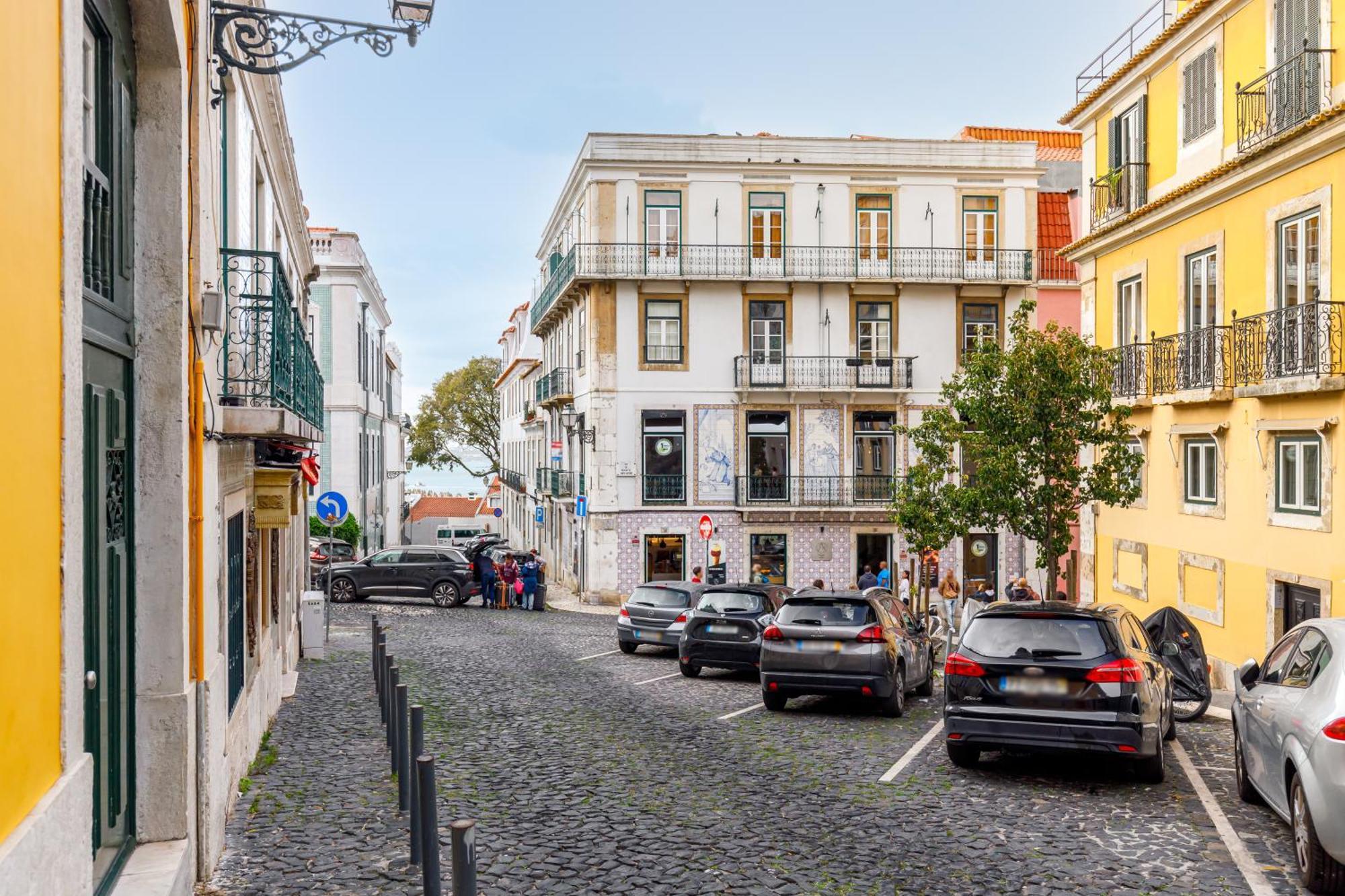 Sublime Apt Medieval Alfama Lisabona Exterior foto